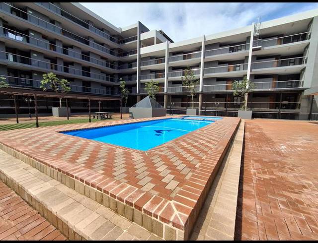 2 BEDROOM APARTMENT FOR SALE IN UMHLANGA RIDGE